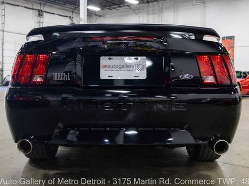 Used 2004 Ford Mustang Mach 1 RWD image 6