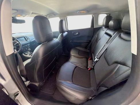Used 2021 Jeep Compass Latitude w/ Convenience Group AWD/4WD image 33