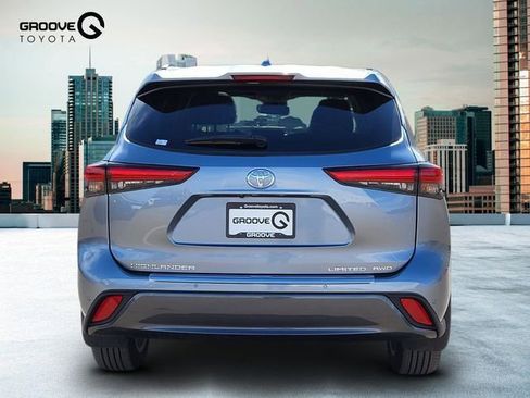Used 2022 Toyota Highlander Limited image 5