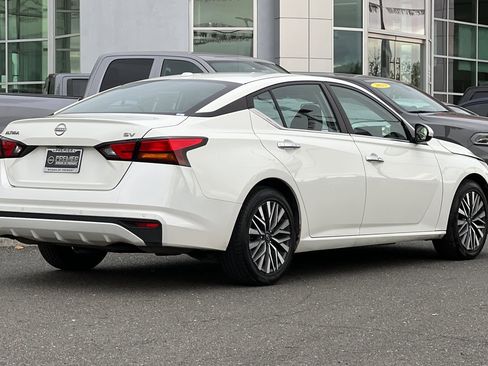 Certified 2023 Nissan Altima 2.5 SV image 4