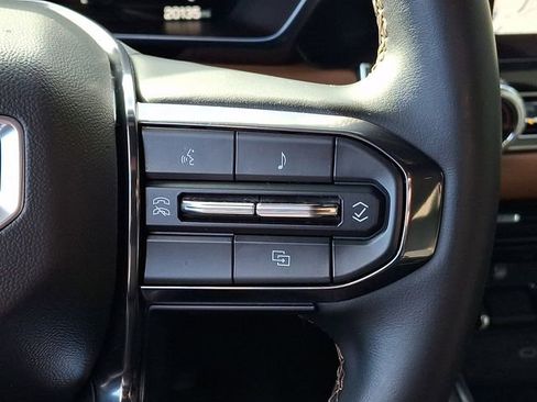 Used 2024 GMC Canyon AT4 AWD/4WD image 26