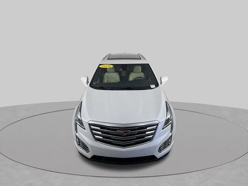 Used 2018 Cadillac XT5 Luxury w/ Driver Awareness Package AWD/4WD image 45
