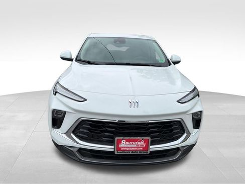 Used 2024 Buick Encore GX Preferred FWD image 9