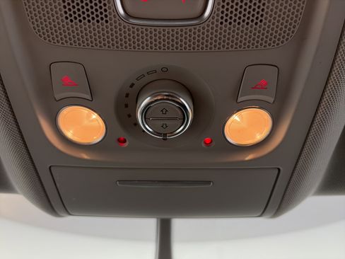 Used 2016 Audi Q5 2.0T Premium Plus w/ Technology Package image 31