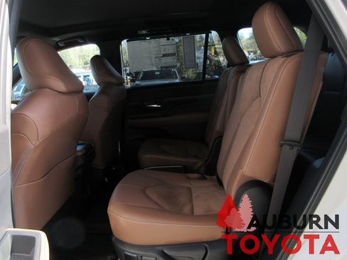 New 2026 Toyota Grand Highlander AWD Hybrid image 22