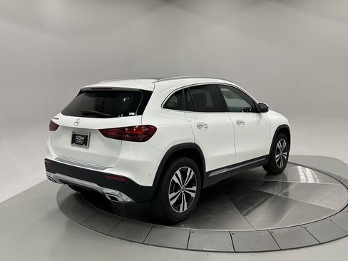 New 2026 Mercedes-Benz GLA 250 image 7
