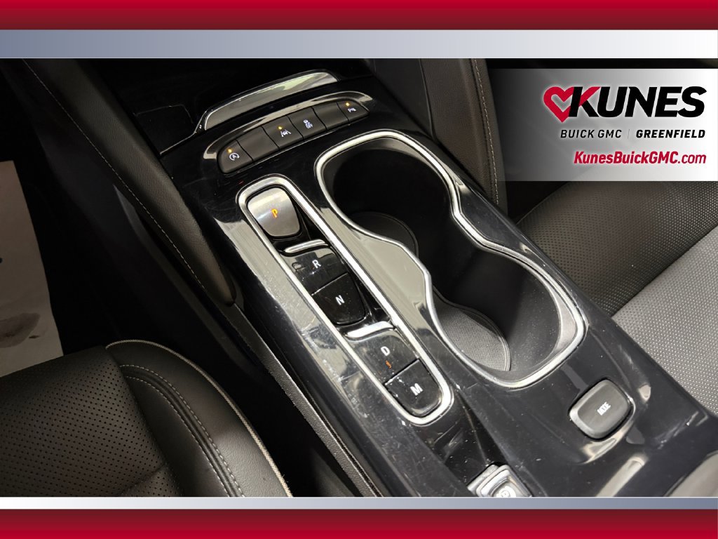 Used 2023 Buick Envision Essence FWD image 28