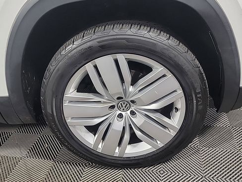 Used 2019 Volkswagen Atlas SEL image 3