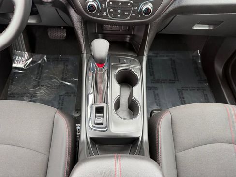 Used 2024 Chevrolet Equinox RS image 18