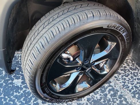 Used 2018 Jeep Compass Latitude w/ Popular Equipment Group image 18