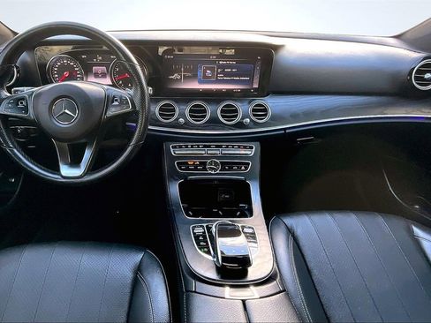 Used 2018 Mercedes-Benz E 300 4MATIC w/ Premium 1 Package image 7