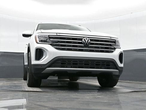 New 2026 Volkswagen Atlas SE FWD image 26