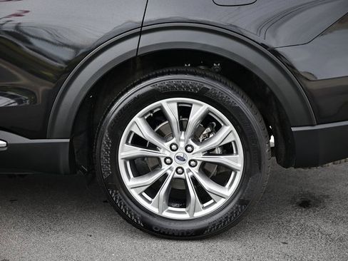 Used 2022 Ford Explorer Limited w/ Equipment Group 301A image 6