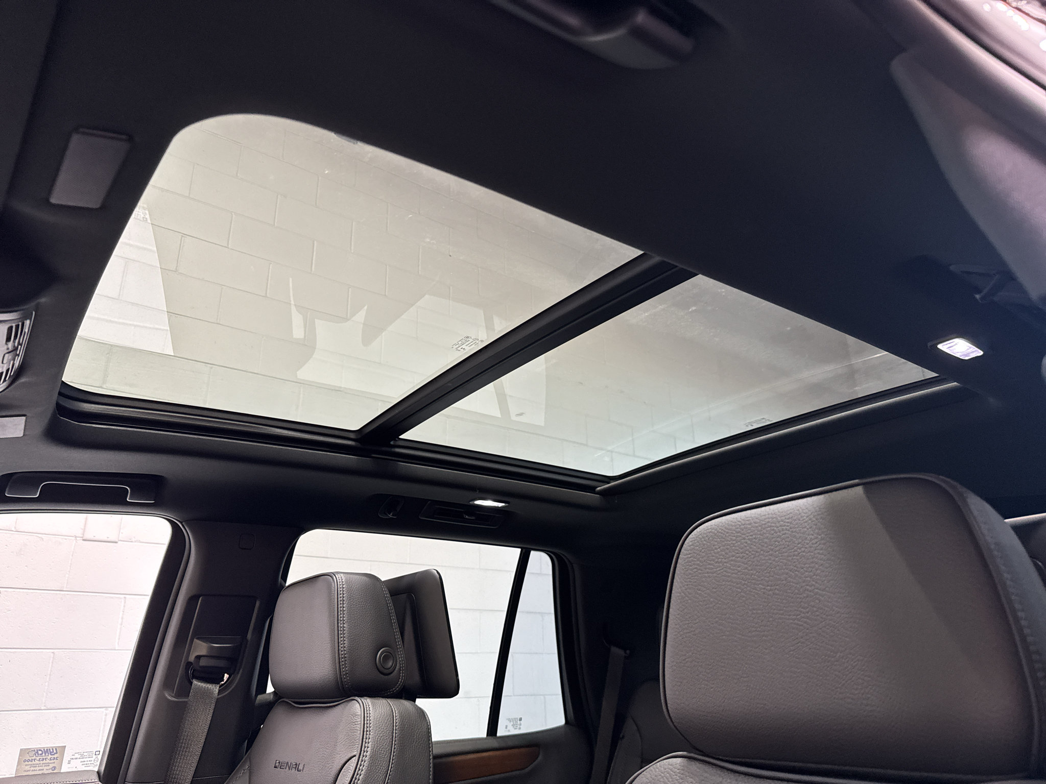 New 2027 GMC Yukon Denali w/ Denali Reserve Package AWD/4WD image 42