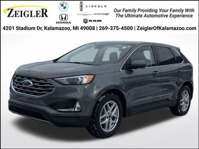 Used 2022 Ford Edge SEL w/ Convenience Package