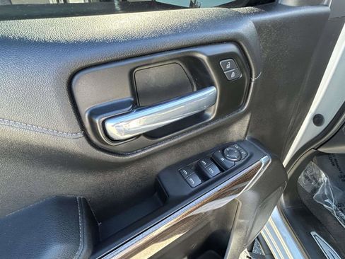 Used 2021 Chevrolet Silverado 1500 RST w/ Z71 Off-Road Package AWD/4WD image 18