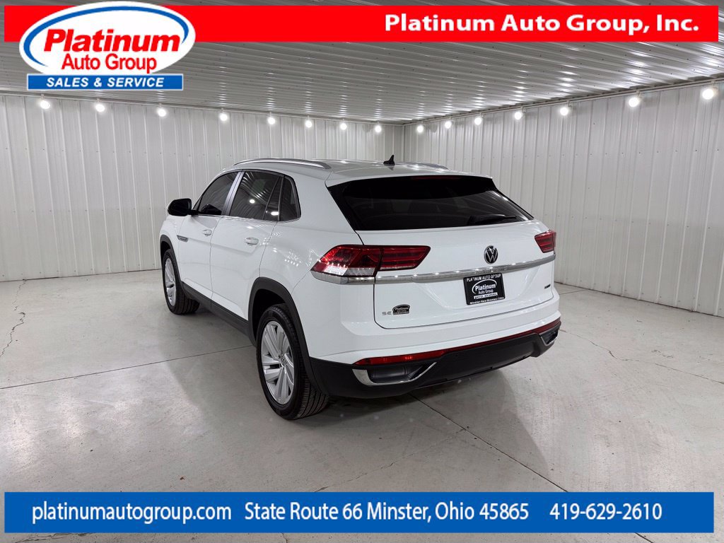 Used 2021 Volkswagen Atlas Cross Sport SE AWD/4WD image 3