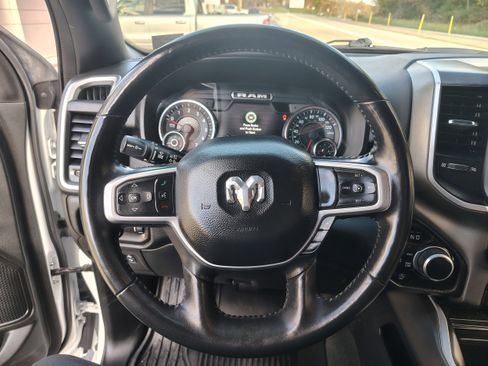 Certified 2022 RAM 1500 Big Horn image 28
