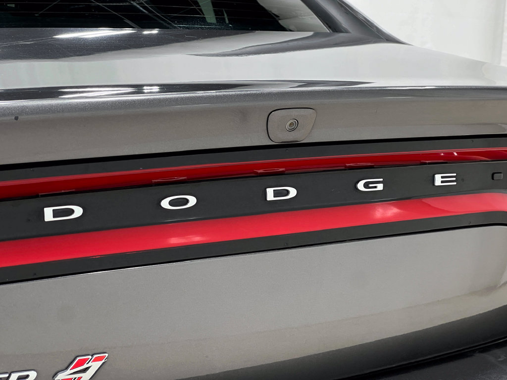 Used 2022 Dodge Charger SXT AWD/4WD image 39
