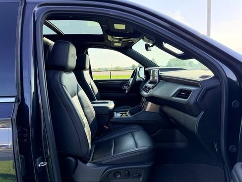 Certified 2024 Chevrolet Tahoe High Country w/ Advanced Technology Package AWD/4WD image 11