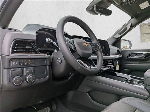 New 2026 Chevrolet Suburban High Country image 9