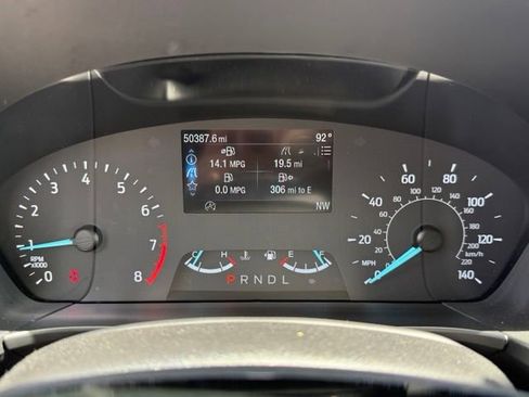 Used 2022 Ford Escape SE w/ SE Sport Appearance Package FWD image 14