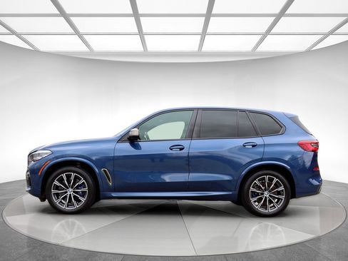Used 2020 BMW X5 M50i w/ Premium Package AWD/4WD image 5