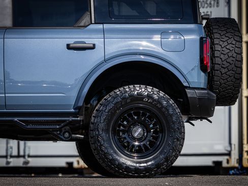 New 2025 Ford Bronco Badlands AWD/4WD image 9