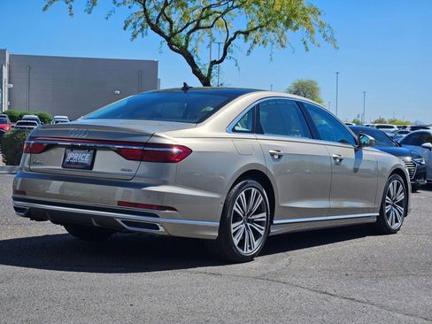 Used 2021 Audi A8 L 4.0T image 4