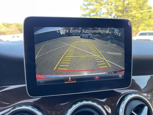 Used 2017 Mercedes-Benz GLA 250 4MATIC image 11