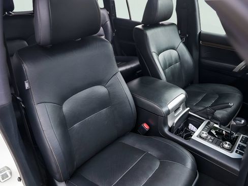 Used 2020 Toyota Land Cruiser Heritage Edition AWD/4WD image 37