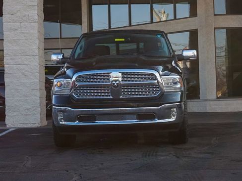Used 2018 RAM 1500 Laramie w/ Convenience Group image 7