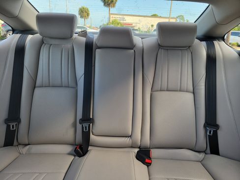 Used 2018 Honda Accord EX image 12