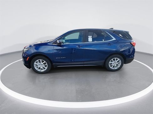 Used 2023 Chevrolet Equinox LT image 5