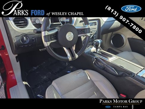 Used 2010 Ford Mustang Coupe image 9