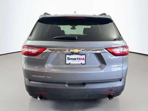 Used 2020 Chevrolet Traverse LT w/ LT Premium Package AWD/4WD image 6