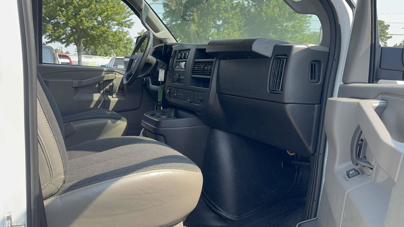 Used 2025 GMC Savana 2500 w/ Driver Convenience Package RWD image 13
