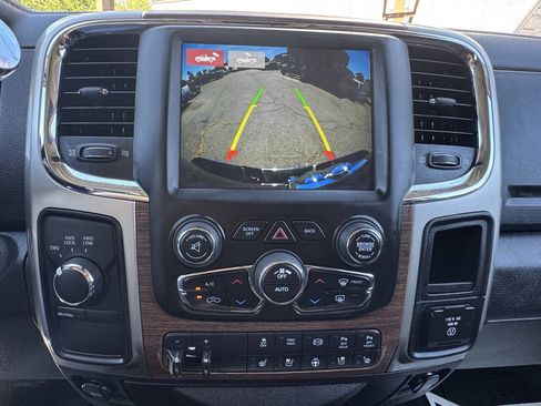 Used 2018 RAM 2500 Laramie image 15