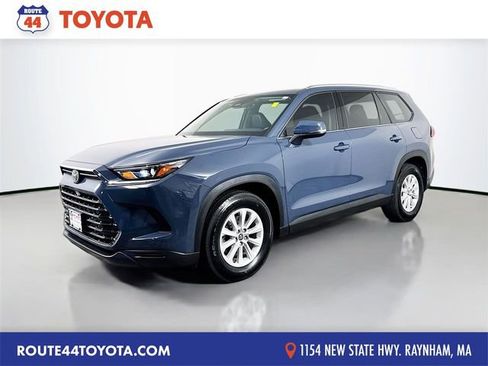 Used 2024 Toyota Grand Highlander AWD image 1