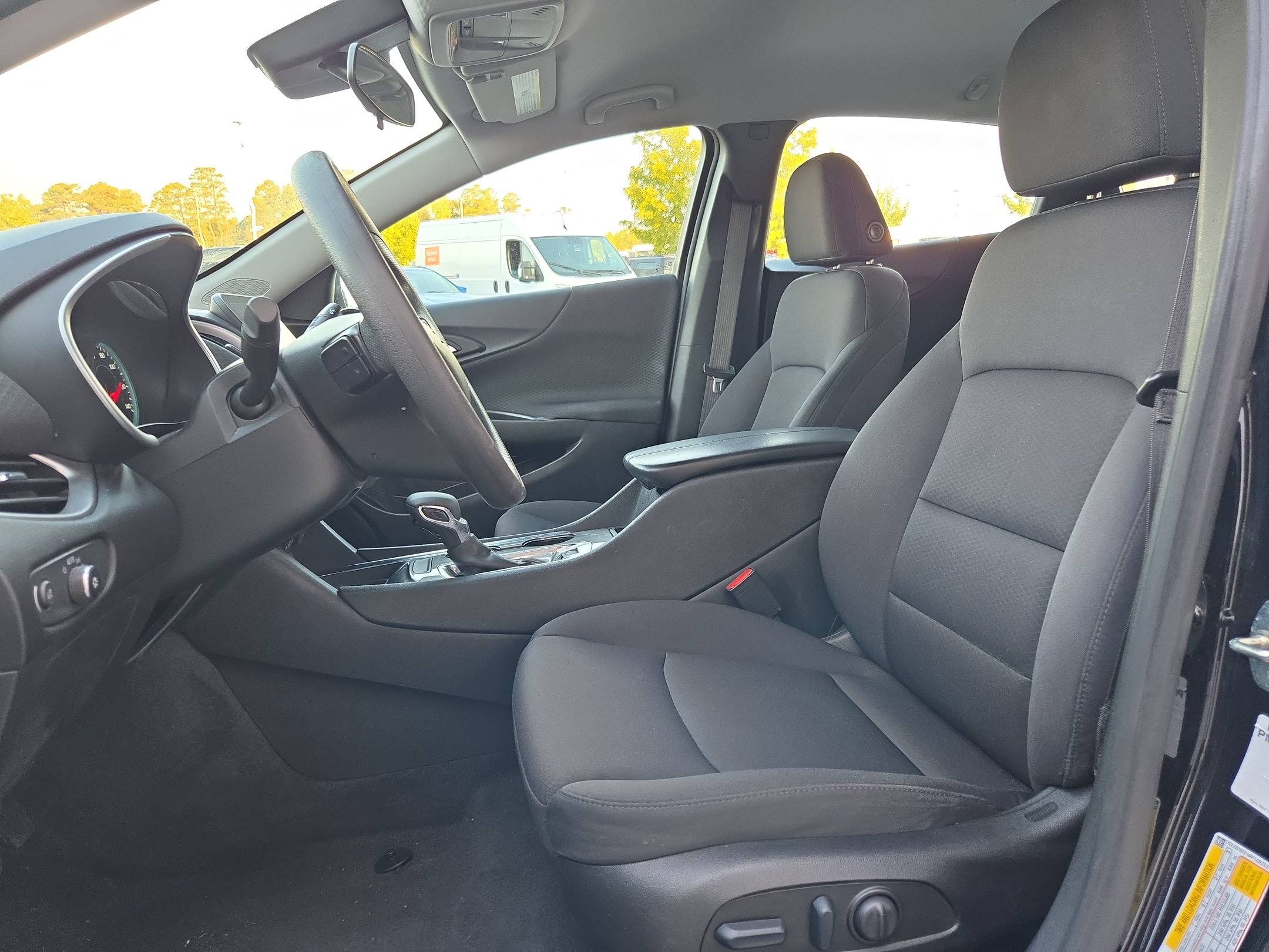 Used 2023 Chevrolet Malibu LT FWD image 24