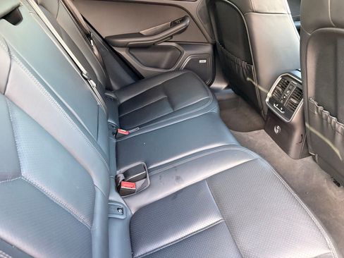 Used 2020 Porsche Macan S AWD/4WD image 14