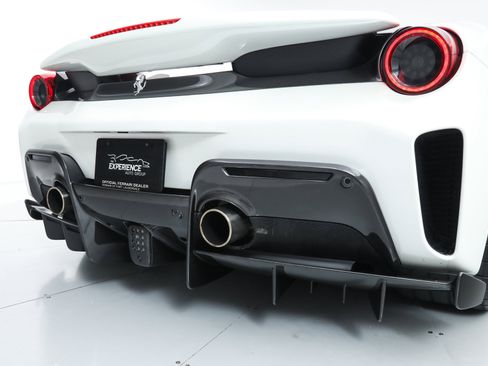 Certified 2020 Ferrari 488 Pista Spider image 20