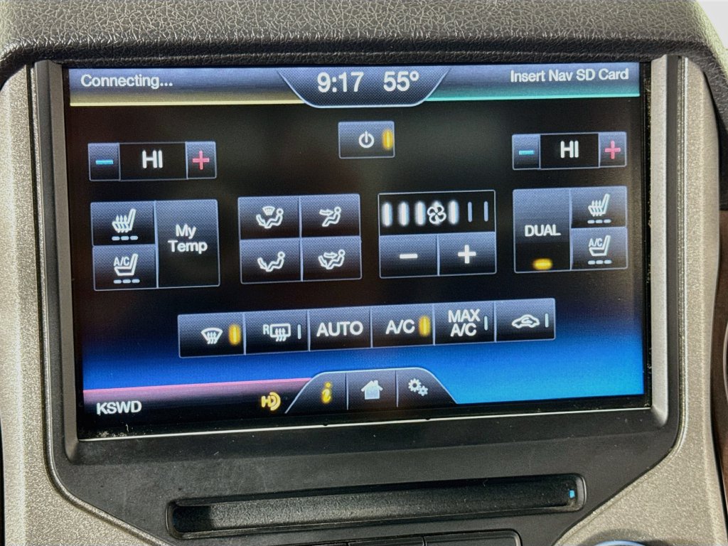 Used 2016 Ford F350 Lariat w/ Lariat Ultimate Package AWD/4WD image 26