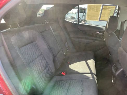 Used 2020 Chevrolet Equinox LT image 25