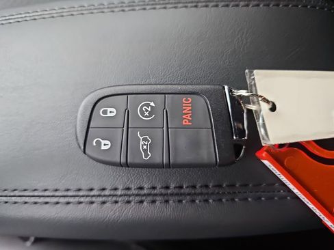 New 2026 Jeep Compass Latitude image 34