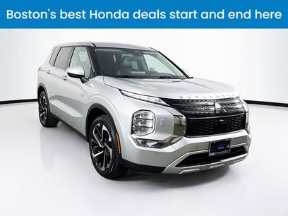 Used 2024 Mitsubishi Outlander 4WD Plug-In Hybrid