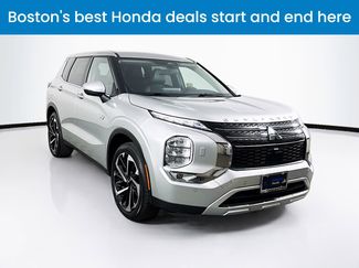 Used 2024 Mitsubishi Outlander 4WD Plug-In Hybrid video 1
