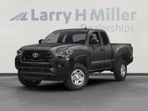 Used 2017 Toyota Tacoma SR image 1
