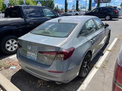 Used 2025 Honda Civic Sport image 6