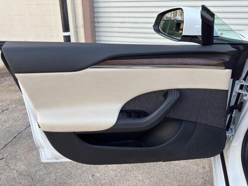 Used 2021 Tesla Model S Long Range AWD/4WD image 44